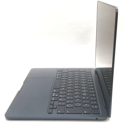 MacBook Air M4 / 13インチ / 2025 / 16GB / 256GB / ミッドナイト / ランク:B / MW123J/A / 【中古品管理番号:41425】