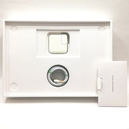 MacBook Air M1 / 13インチ / Mid2020 / 8GB / 256GB / スペースグレイ / ランク:B / MGN63J/A / 【中古品管理番号:41438】