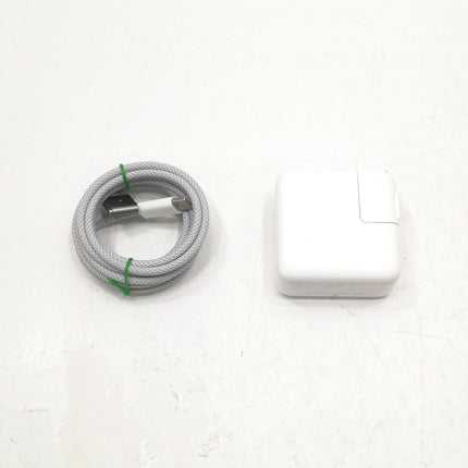 MacBook Air M2 / 13インチ / 2022 / 16GB / 256GB / スペースグレイ / ランク:B / MLXW3J/A / 【中古品管理番号:41452】