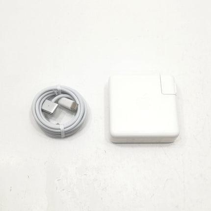 MacBook Pro M1 Pro / 14インチ / 2021 / 16GB / 1TB / スペースグレイ / ランク:C / MKGQ3J/A / 【中古品管理番号:41453】
