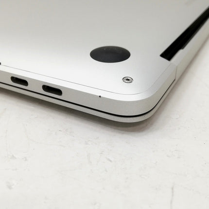 MacBook Pro Touch Bar / 13インチ / 2020 / 32GB / 512GB / シルバー / ランク:A / MWP72J/A / 【中古品管理番号:41467】