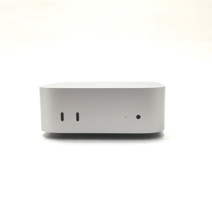 Mac mini M4 Pro / 2024 / 48GB / 2TB / シルバー / ランク:A / MCX44J/A / 【中古品管理番号:41486】