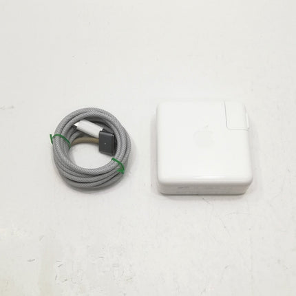 MacBook Pro M1 Pro / 14インチ / 2021 / 16GB / 512GB / スペースグレイ / ランク:C / MKGP3J/A / 【中古品管理番号:41498】