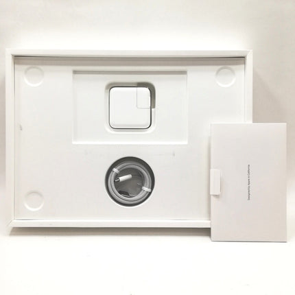 MacBook Air M2 / 13インチ / 2022 / 8GB / 256GB / スペースグレイ / ランク:B / MLXW3J/A / A2681 【中古品管理番号:41504】