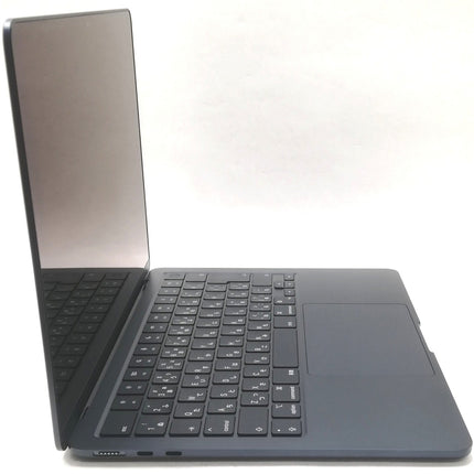 MacBook Air M2 / 13インチ / 2022 / 8GB / 256GB / ミッドナイト / ランク:B / MLY33J/A / 【中古品管理番号:41514】