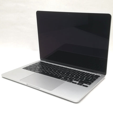 MacBook Air M2 / 13インチ / 2022 / 16GB / 256GB / シルバー / ランク:B / MLXY3J/A / 【中古品管理番号:41524】