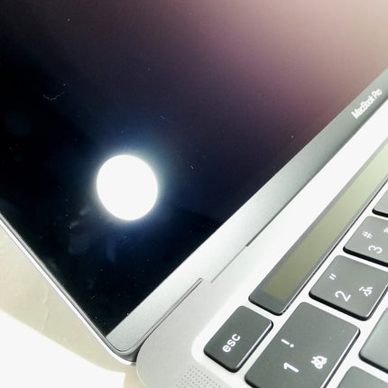 MacBook Pro M2 / 13インチ / 2022 / 8GB / 512GB / スペースグレイ / ランク:C / MNEJ3J/A / 【中古品管理番号:41542】