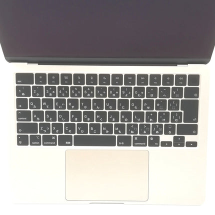 MacBook Air M2 / 13インチ / 2022(2024) / 16GB / 256GB / スターライト / ランク:A / MC7W4J/A / 【中古品管理番号:41544】