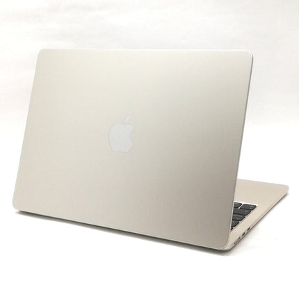 MacBook Air M2 / 13インチ / 2022(2024) / 16GB / 256GB / スターライト / ランク:A / MC7W4J/A / 【中古品管理番号:41544】
