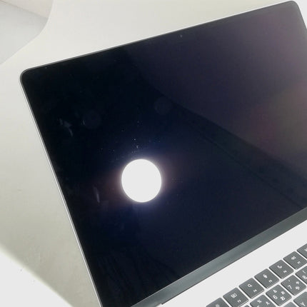 MacBook Air M2 / 15インチ / 2023 / 8GB / 256GB / スターライト / ランク:C / MQKU3J/A / 【中古品管理番号:41556】