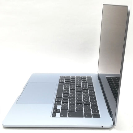 MacBook Air M4 / 15インチ / 2025 / 16GB / 256GB / スカイブルー / ランク:B / MC7A4J/A / 【中古品管理番号:41558】