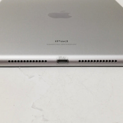 iPad 第8世代 Wi-Fi / 10.2インチ / 2020 / 32GB / シルバー / ランク:A / MYLA2J/A / A2270 【中古品管理番号:41587】
