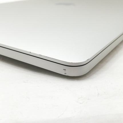MacBook Pro Touch Bar / 16インチ / 2019 / 64GB / 4TB / シルバー / ランク:B / MVVM2J/A / 【中古品管理番号:41600】