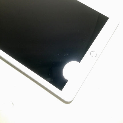 iPad 第8世代 Wi-Fi / 10.2インチ / 2020 / 32GB / シルバー / ランク:B / MYLA2J/A / A2270 【中古品管理番号:41603】