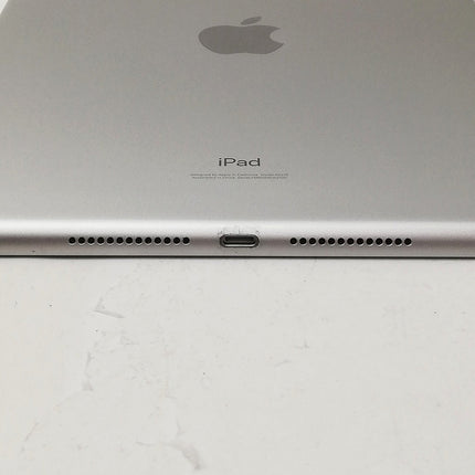 iPad 第8世代 Wi-Fi / 10.2インチ / 2020 / 32GB / シルバー / ランク:B / MYLA2J/A / A2270 【中古品管理番号:41603】