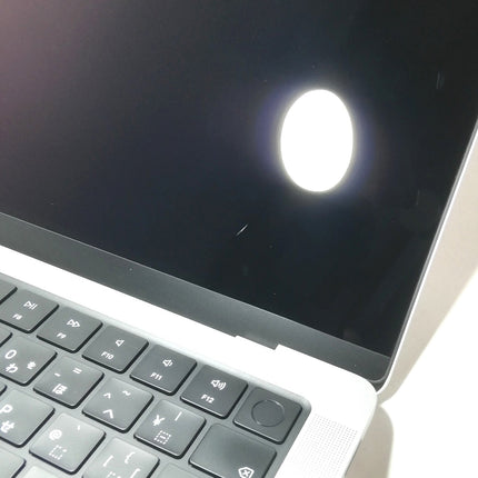 MacBook Pro M4 / 14インチ / 2024 / 16GB / 512GB / シルバー / ランク:C / MW2W3J/A / 【中古品管理番号:41608】
