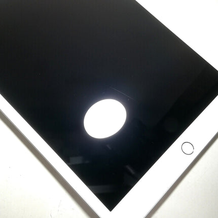 iPad 第8世代 Wi-Fi / 10.2インチ / 2020 / 32GB / シルバー / ランク:B / MYLA2J/A / A2270 【中古品管理番号:41609】