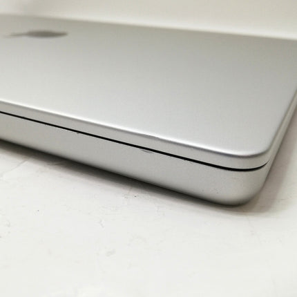 MacBook Pro M2Pro / 16インチ / 2023 / 16GB / 1TB / シルバー / ランク:C / MNWD3J/A / 【中古品管理番号:41611】