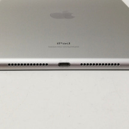 iPad 第8世代 Wi-Fi / 10.2インチ / 2020 / 32GB / シルバー / ランク:B / MYLA2J/A / A2270 【中古品管理番号:41612】