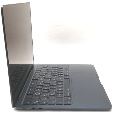 MacBook Air M2 / 13インチ / 2022 / 8GB / 512GB / ミッドナイト / ランク:B / MLY43J/A / A2681 【中古品管理番号:41619】