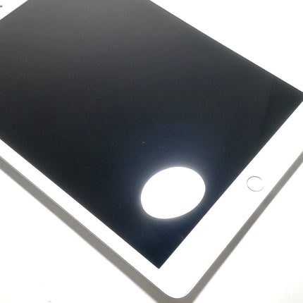 iPad 第8世代 Wi-Fi / 10.2インチ / 2020 / 32GB / シルバー / ランク:B / MYLA2J/A / A2270 【中古品管理番号:41622】