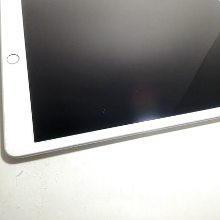 iPad 第8世代 Wi-Fi / 10.2インチ / 2020 / 32GB / シルバー / ランク:B / MYLA2J/A / A2270 【中古品管理番号:41629】