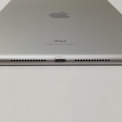 iPad 第8世代 Wi-Fi / 10.2インチ / 2020 / 32GB / シルバー / ランク:B / MYLA2J/A / A2270 【中古品管理番号:41629】