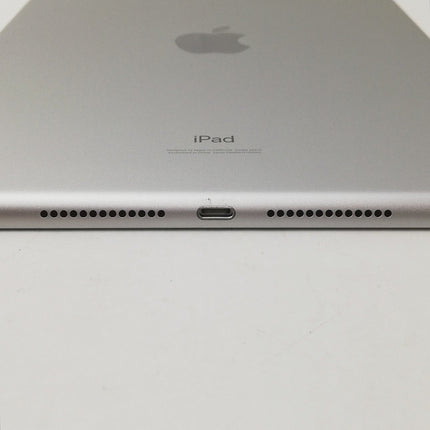 iPad 第8世代 Wi-Fi / 10.2インチ / 2020 / 32GB / シルバー / ランク:B / MYLA2J/A / A2270 【中古品管理番号:41634】