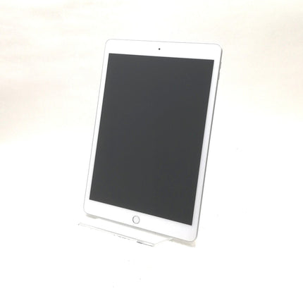 iPad (第8世代) // Wi-Fiモデル / 10.2インチ / 2020 / 32GB / シルバー / ランク:B / MYLA2J/A / A2270 【中古品管理番号:41666】