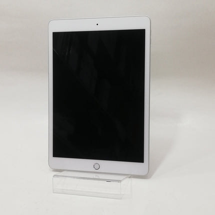 iPad / Wi-Fiモデル / 10.2インチ / 第8世代 / 2020 / 32GB / シルバー / ランク:B / MYLA2J/A / A2270 【中古品管理番号:41668】