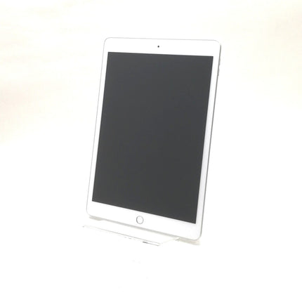 iPad (第8世代) // Wi-Fiモデル / 10.2インチ / 2020 / 32GB / シルバー / ランク:B / MYLA2J/A / A2270 【中古品管理番号:41670】