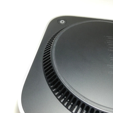 Mac mini M4 Pro / 2024 / 24GB / 512GB / シルバー / ランク:B / MCX44J/A / 【中古品管理番号:41750】