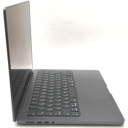 MacBook Pro M5 / 14インチ / 2025 / 16GB / 512GB / スペースブラック / ランク:A / MDE04J/A / 【中古品管理番号:41788】