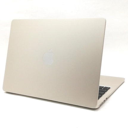 MacBook Air M2 / 13インチ / 2022(2024) / 16GB / 256GB / スターライト / ランク:A / MC7W4J/A / 【中古品管理番号:41800】