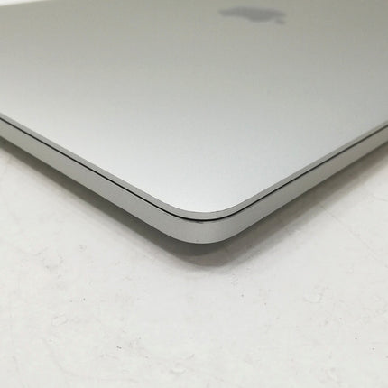 MacBook Pro M1 / 13インチ / Mid2020 / 8GB / 256GB / シルバー / ランク:B / MYDA2J/A / 【中古品管理番号:41811】