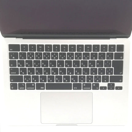MacBook Air M2 / 13インチ / 2022(2024) / 16GB / 256GB / シルバー / ランク:A / MC7V4J/A / 【中古品管理番号:41816】
