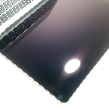 MacBook Air M2 / 13インチ / 2022(2024) / 16GB / 256GB / シルバー / ランク:A / MC7V4J/A / 【中古品管理番号:41816】