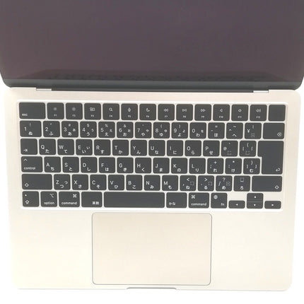 MacBook Air M2 / 13インチ / 2022(2024) / 16GB / 256GB / スターライト / ランク:A / MC7W4J/A / 【中古品管理番号:41822】