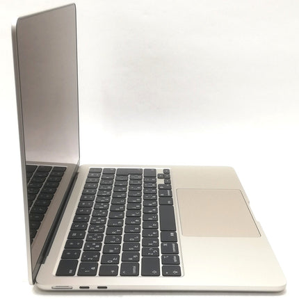 MacBook Air M2 / 13インチ / 2022(2024) / 16GB / 256GB / スターライト / ランク:A / MC7W4J/A / 【中古品管理番号:41822】