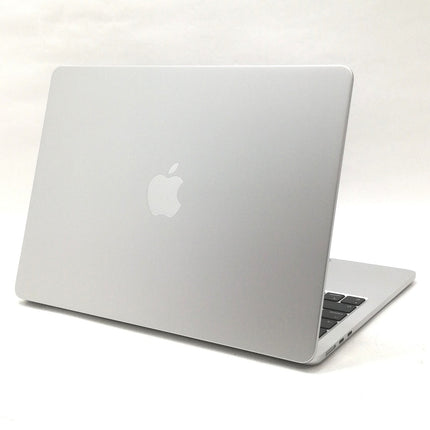 MacBook Air M4 / 13インチ / 2025 / 16GB / 256GB / シルバー / ランク:B / MW0W3J/A / 【中古品管理番号:41834】