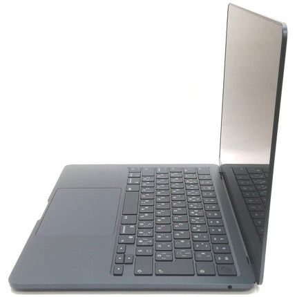 MacBook Air M3 / 13インチ / 2024 / 16GB / 256GB / ミッドナイト / ランク:B / MC8K4J/A / 【中古品管理番号:41835】