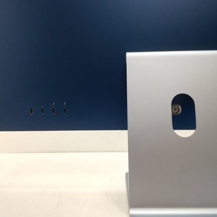 iMac M1 / 24インチ / Mid 2021 / 8GB / 512GB / ブルー / ランク:C / MGPL3J/A / 【中古品管理番号:41853】