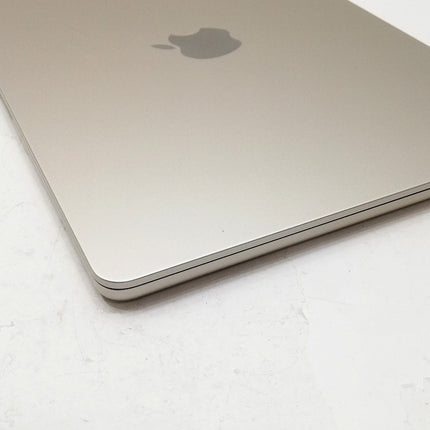 MacBook Air M2 / 13インチ / 2022 / 8GB / 256GB / スターライト / ランク:B / MLY13J/A / A2681 【中古品管理番号:41856】