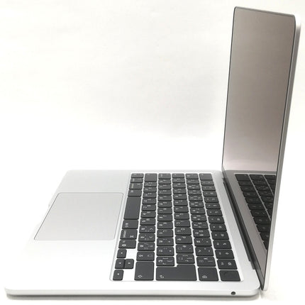 MacBook Air M4 / 13インチ / 2025 / 16GB / 256GB / シルバー / ランク:A / MW0W3J/A / 【中古品管理番号:41864】