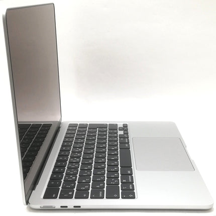 MacBook Air M4 / 13インチ / 2025 / 16GB / 256GB / シルバー / ランク:A / MW0W3J/A / 【中古品管理番号:41865】