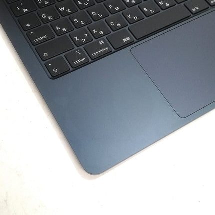 MacBook Air M2 / 13インチ / 2022 / 8GB / 256GB / ミッドナイト / ランク:C / MLY33J/A / A2681 【中古品管理番号:41879】