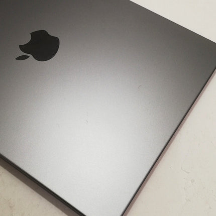 MacBook Pro M1 Pro / 14インチ / 2021 / 32GB / 1TB / スペースグレイ / ランク:C / MKGQ3J/A / 【中古品管理番号:41892】
