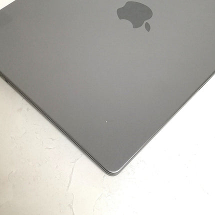 MacBook Pro M1 Pro / 14インチ / 2021 / 32GB / 1TB / スペースグレイ / ランク:C / MKGQ3J/A / 【中古品管理番号:41892】