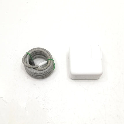 MacBook Air M2 / 13インチ / 2022 / 24GB / 512GB / スペースグレイ / ランク:B / MLXX3J/A / A2681 【中古品管理番号:41909】
