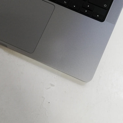MacBook Pro M1 Pro / 14インチ / 2021 / 32GB / 1TB / スペースグレイ / ランク:C / MKGQ3J/A / 【中古品管理番号:41914】